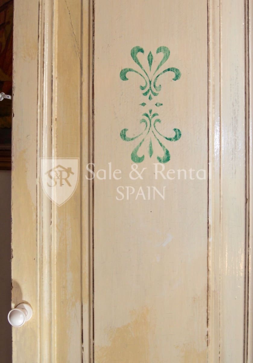 3 bedroom Flat for sale in Barcelona city - € 1,295,000 (Ref: 10031416)