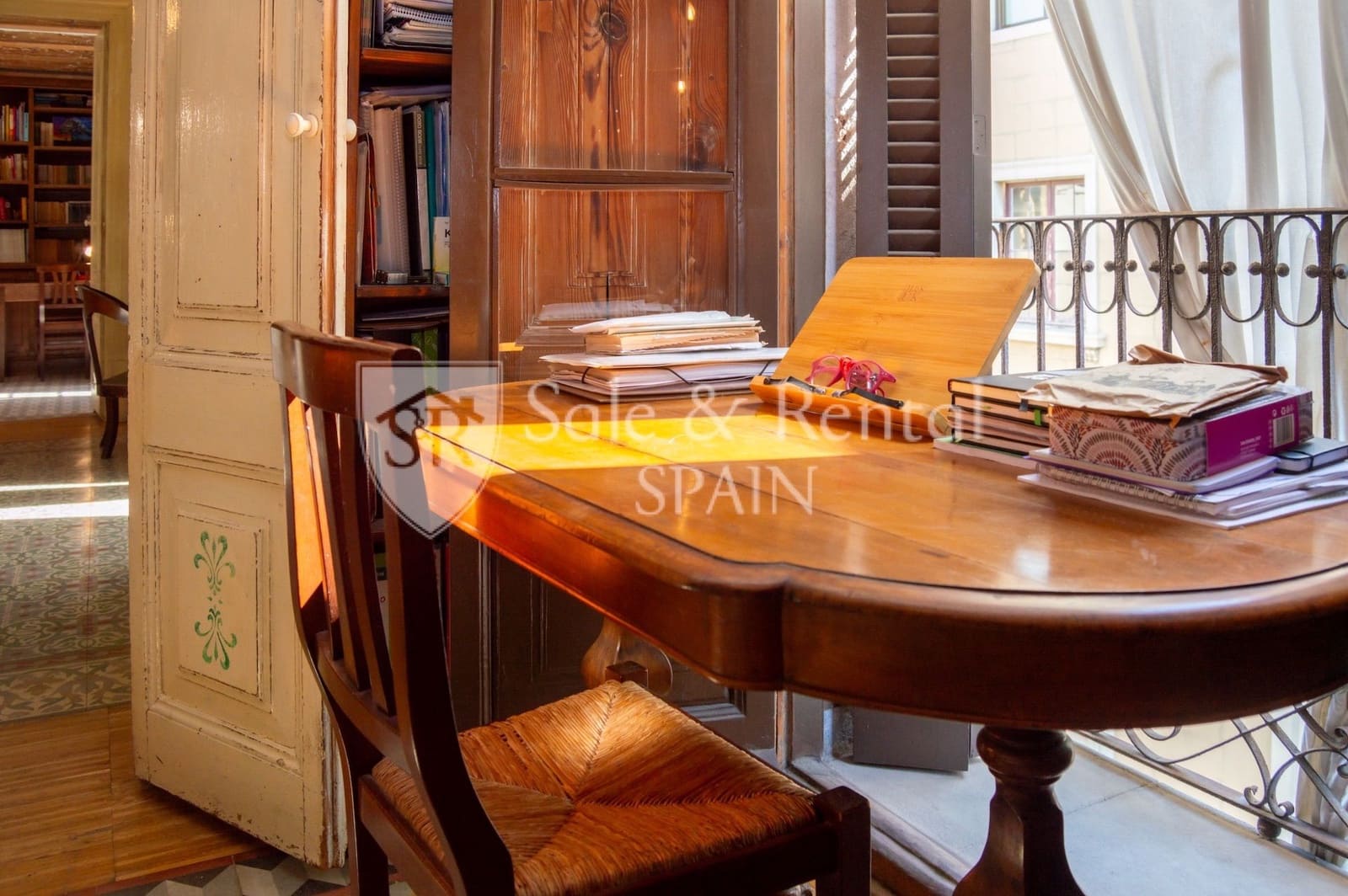 3 bedroom Flat for sale in Barcelona city - € 1,295,000 (Ref: 10031416)