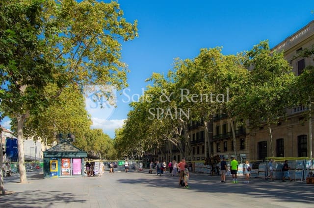3 soveværelse Lejlighed til salg i El Barri Gòtic, Barcelona by - € 1.295.000 (Ref: 10031416)