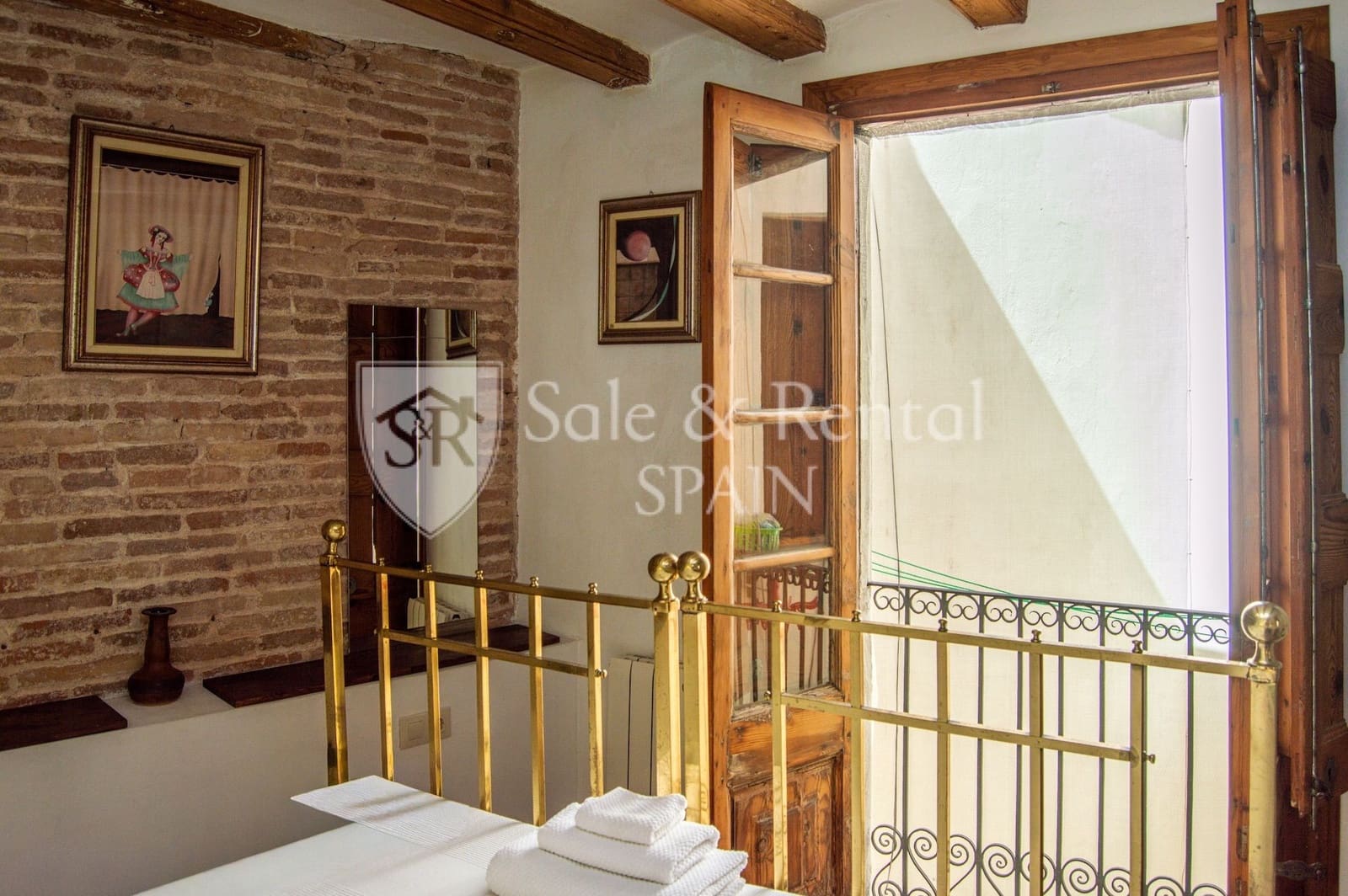 3 bedroom Flat for sale in Barcelona city - € 1,295,000 (Ref: 10031416)