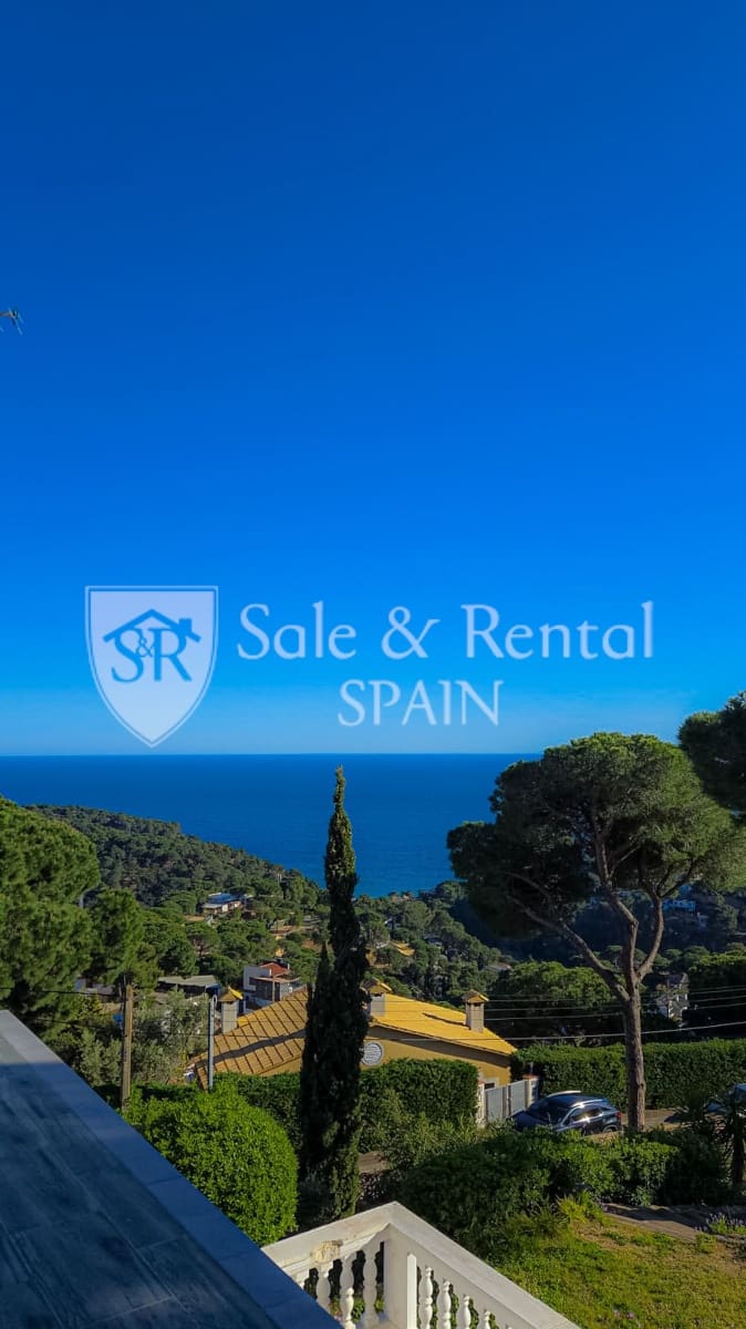 Villa/Maison à vendre à Lloret de Mar avec garage - 550 000 € (Ref: 10034852)