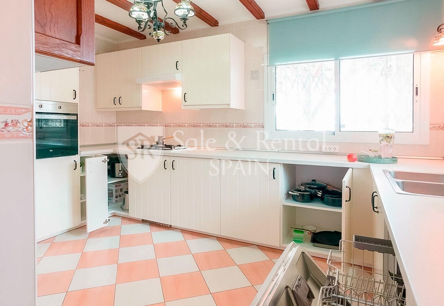 Villa/Maison à vendre à Lloret de Mar avec garage - 550 000 € (Ref: 10034852)