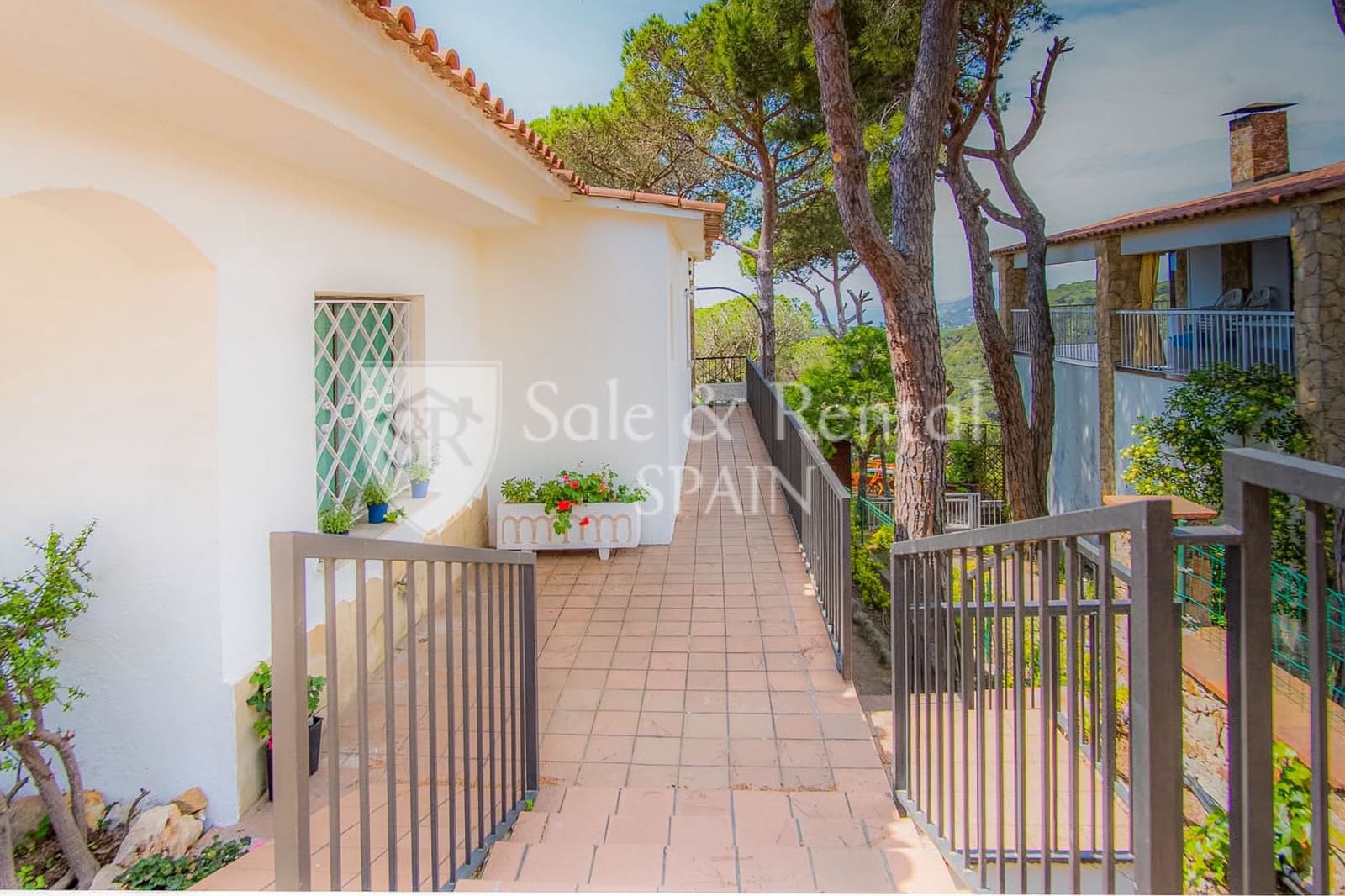 Villa/Maison à vendre à Lloret de Mar avec garage - 550 000 € (Ref: 10034852)