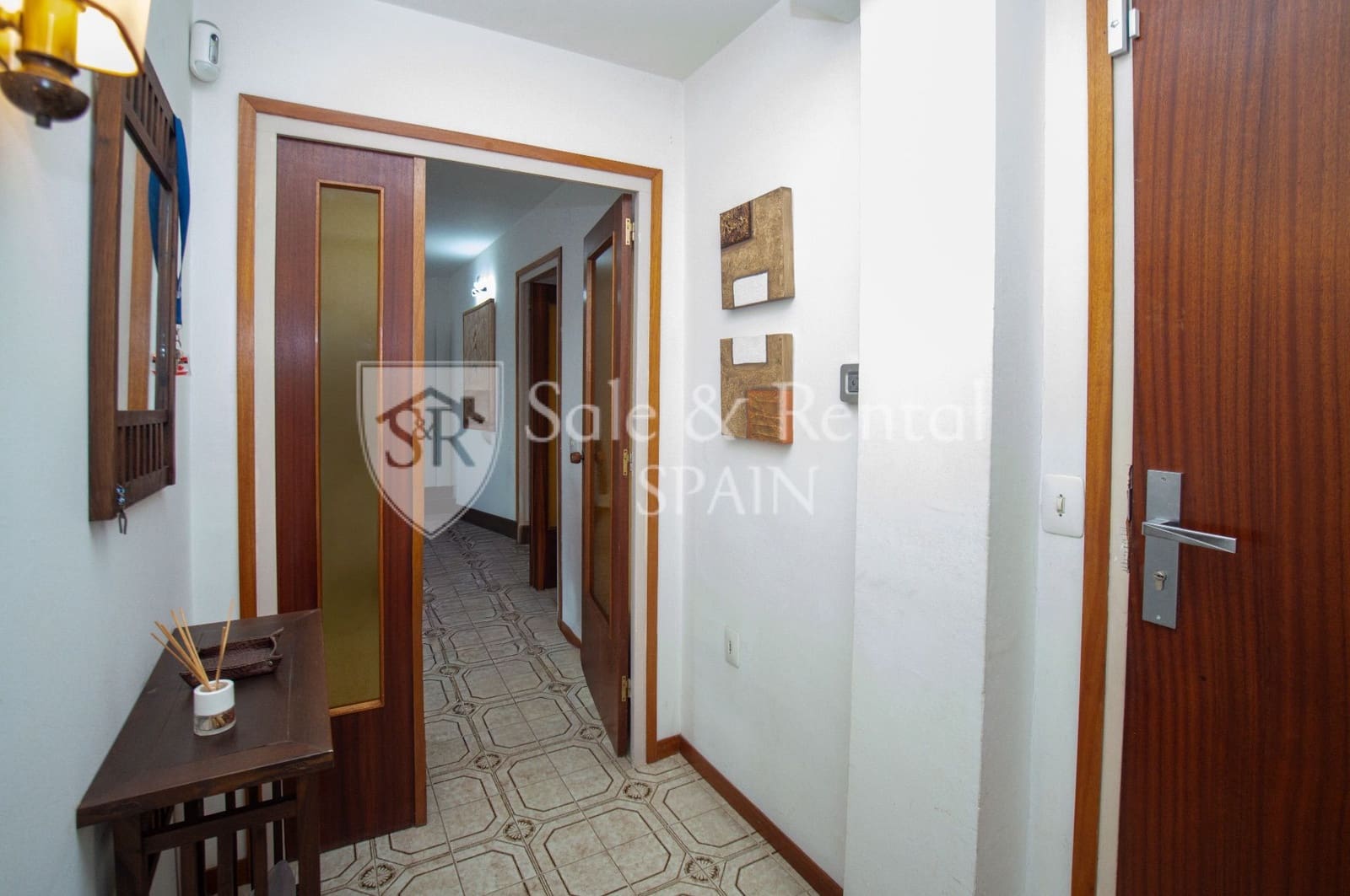 3 bedroom Flat for sale in Santa Susanna with pool garage - € 220,000 (Ref: 10131115)