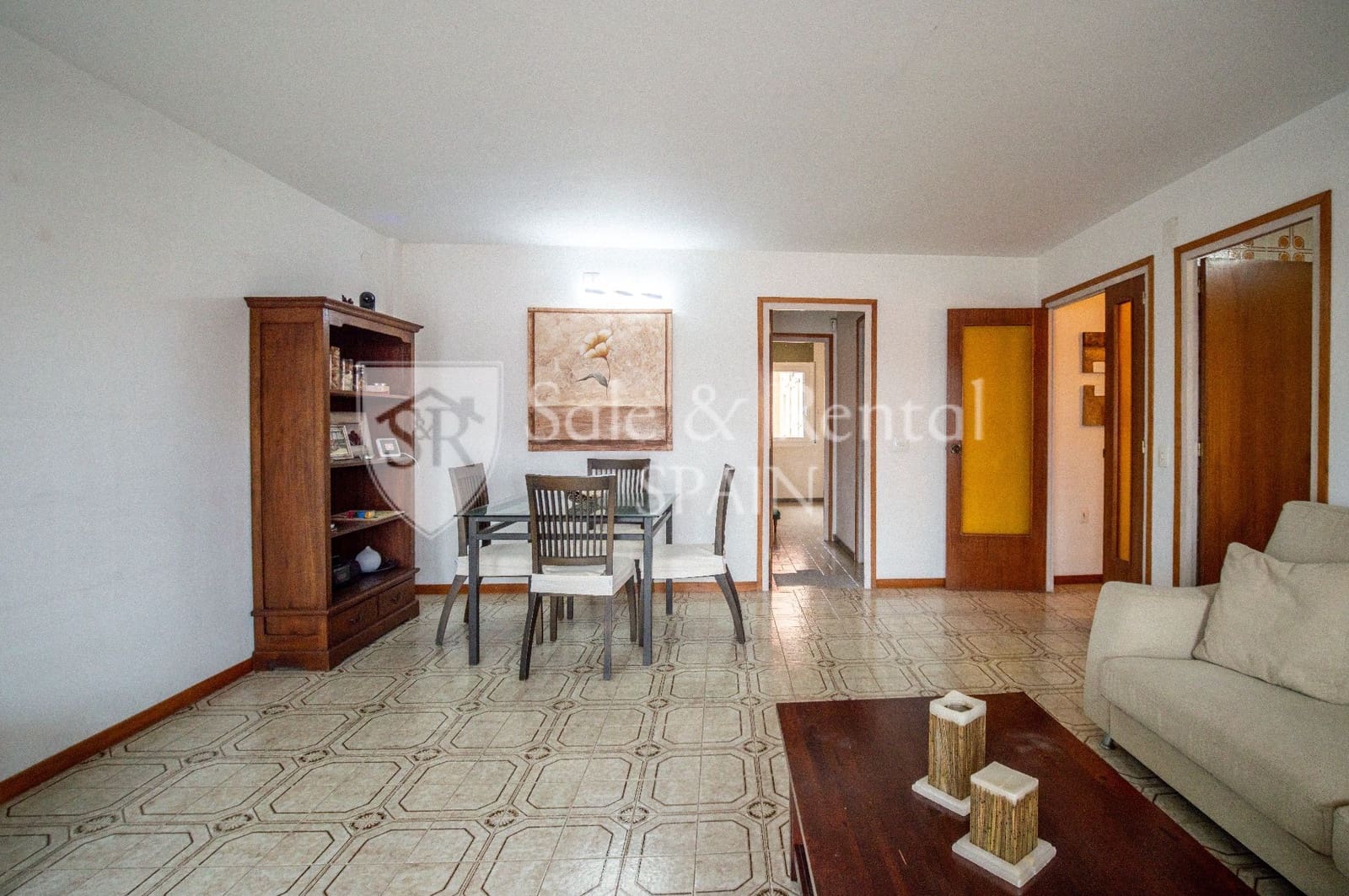3 bedroom Flat for sale in Santa Susanna with pool garage - € 220,000 (Ref: 10131115)