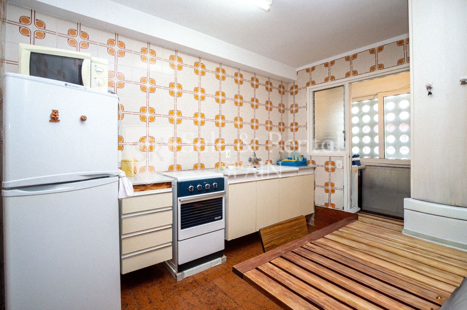 3 bedroom Flat for sale in Santa Susanna with pool garage - € 220,000 (Ref: 10131115)