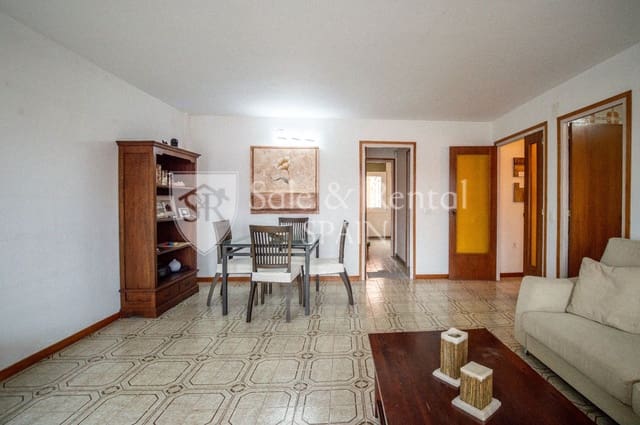 3 bedroom Flat for sale in Santa Susanna with pool garage - € 220,000 (Ref: 10131115)