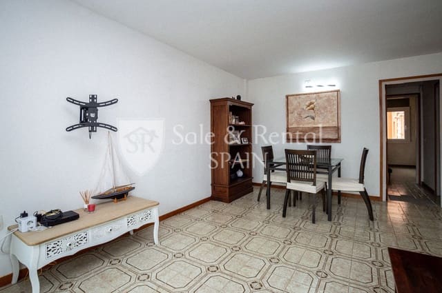 3 bedroom Flat for sale in Santa Susanna with pool garage - € 220,000 (Ref: 10131115)