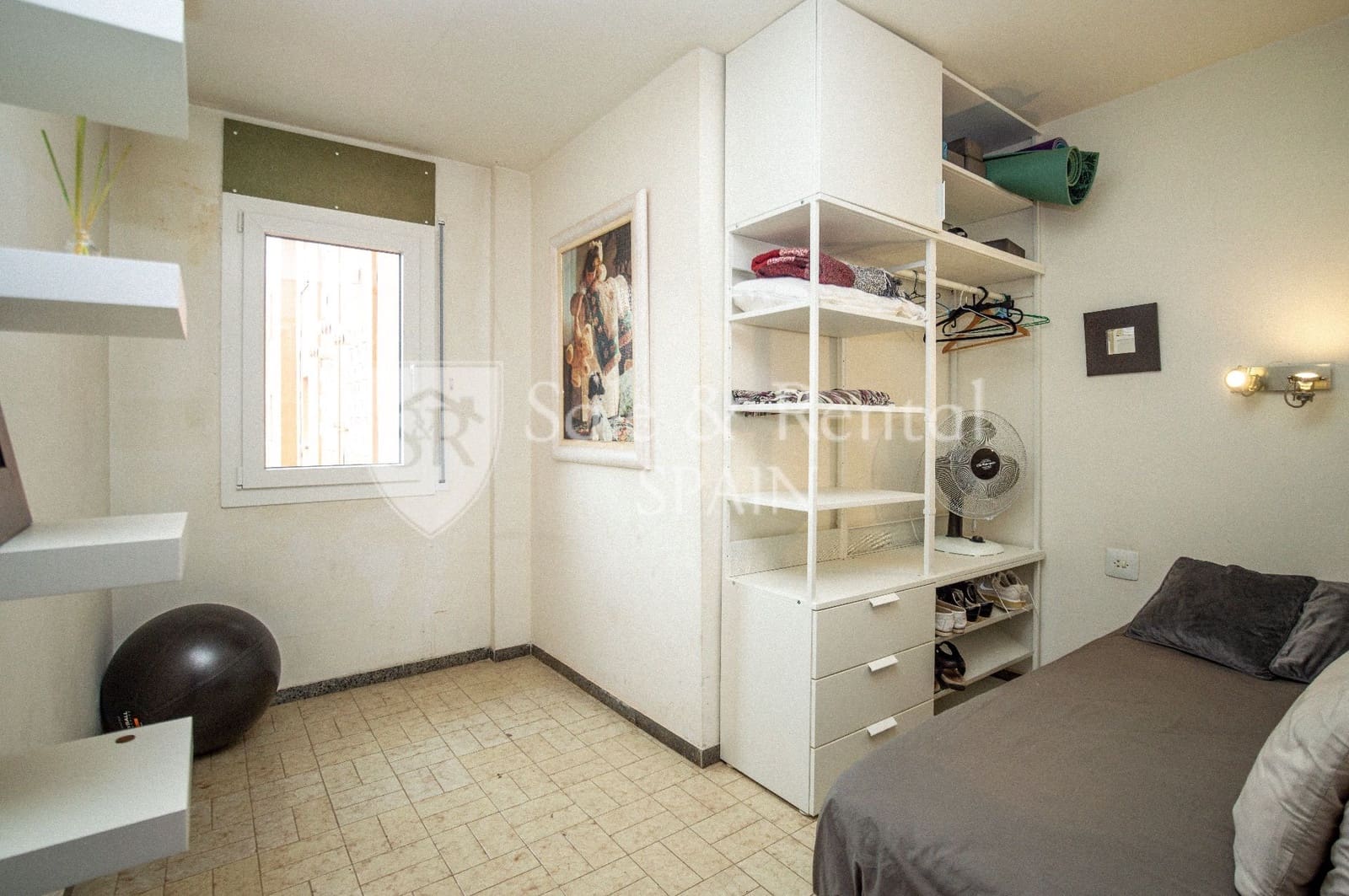 3 bedroom Flat for sale in Santa Susanna with pool garage - € 220,000 (Ref: 10131115)