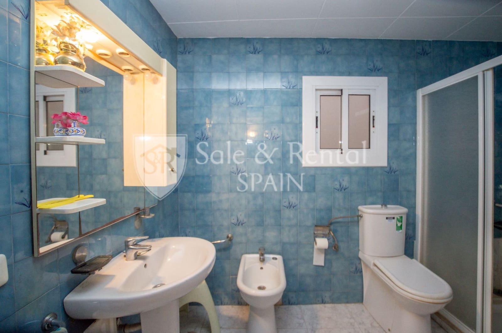 4 soverom Kjedet enebolig til salgs i Blanes med garasje - € 449 000 (Ref: 10157176)