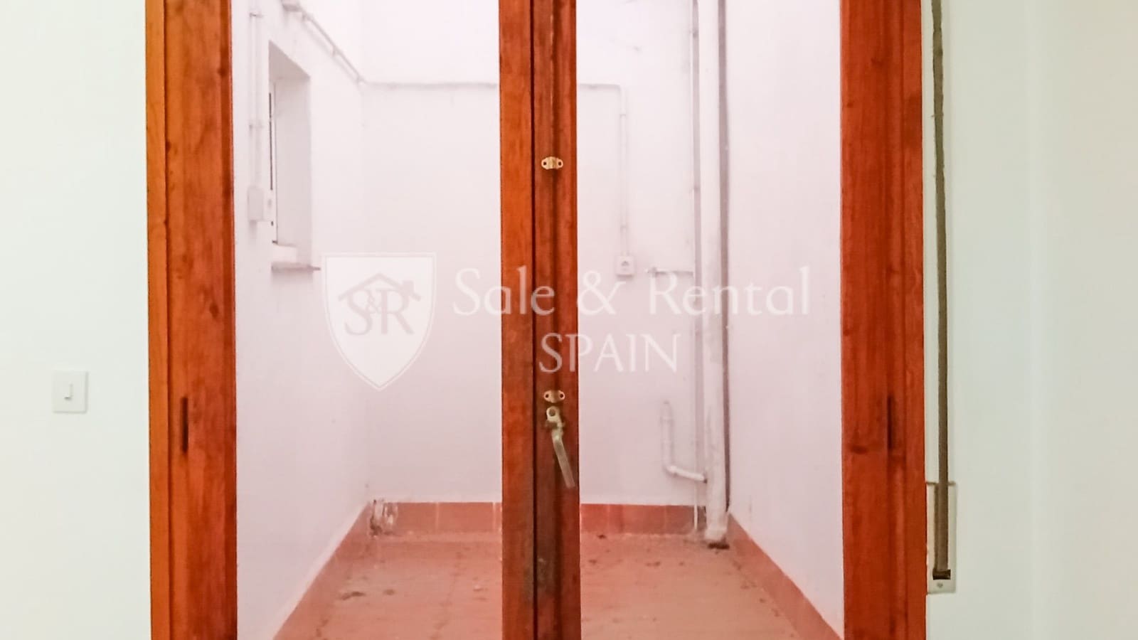 4 soverom Kjedet enebolig til salgs i Blanes med garasje - € 449 000 (Ref: 10157176)
