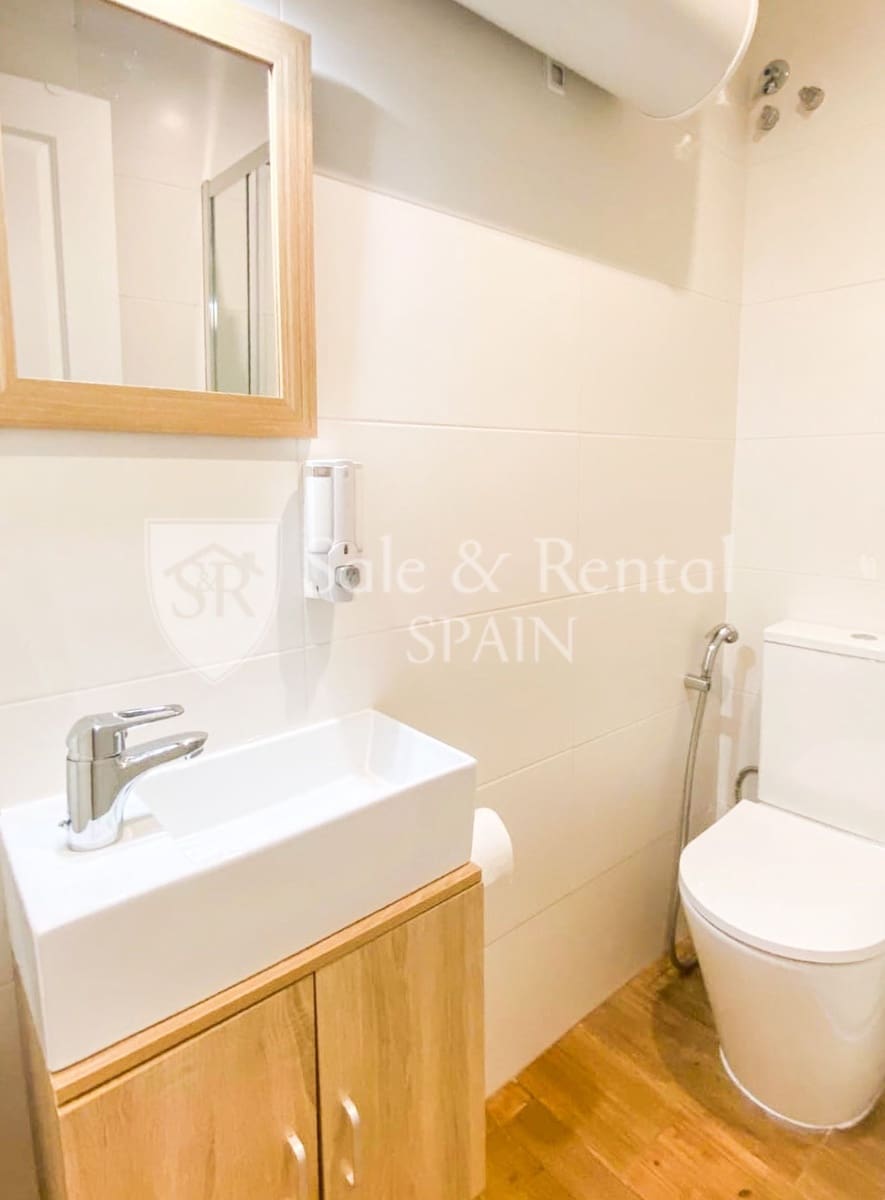 4 bedroom Semi-detached Villa for sale in Blanes - € 485,000 (Ref: 10158944)