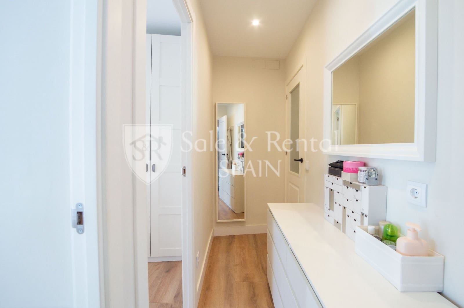 4 bedroom Semi-detached Villa for sale in Blanes - € 485,000 (Ref: 10158944)
