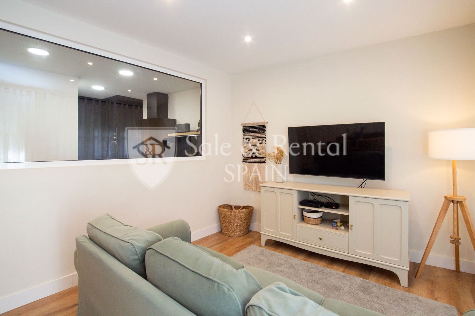 4 bedroom Semi-detached Villa for sale in Blanes - € 485,000 (Ref: 10158944)