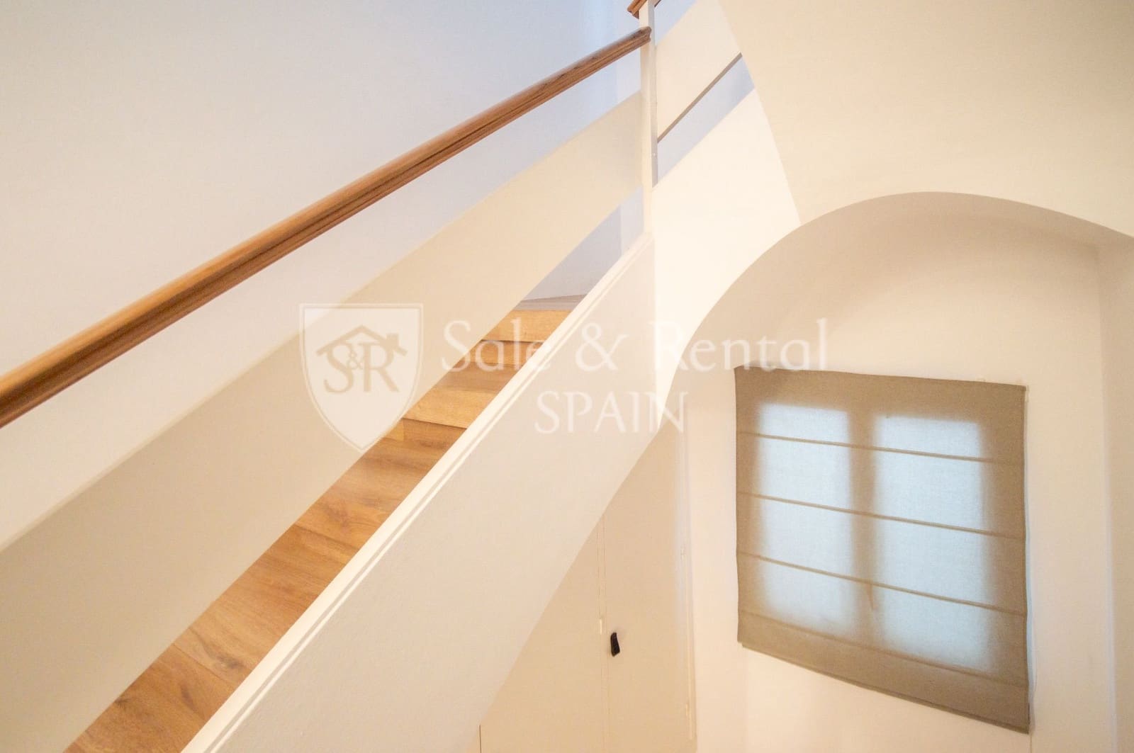 4 bedroom Semi-detached Villa for sale in Blanes - € 485,000 (Ref: 10158944)