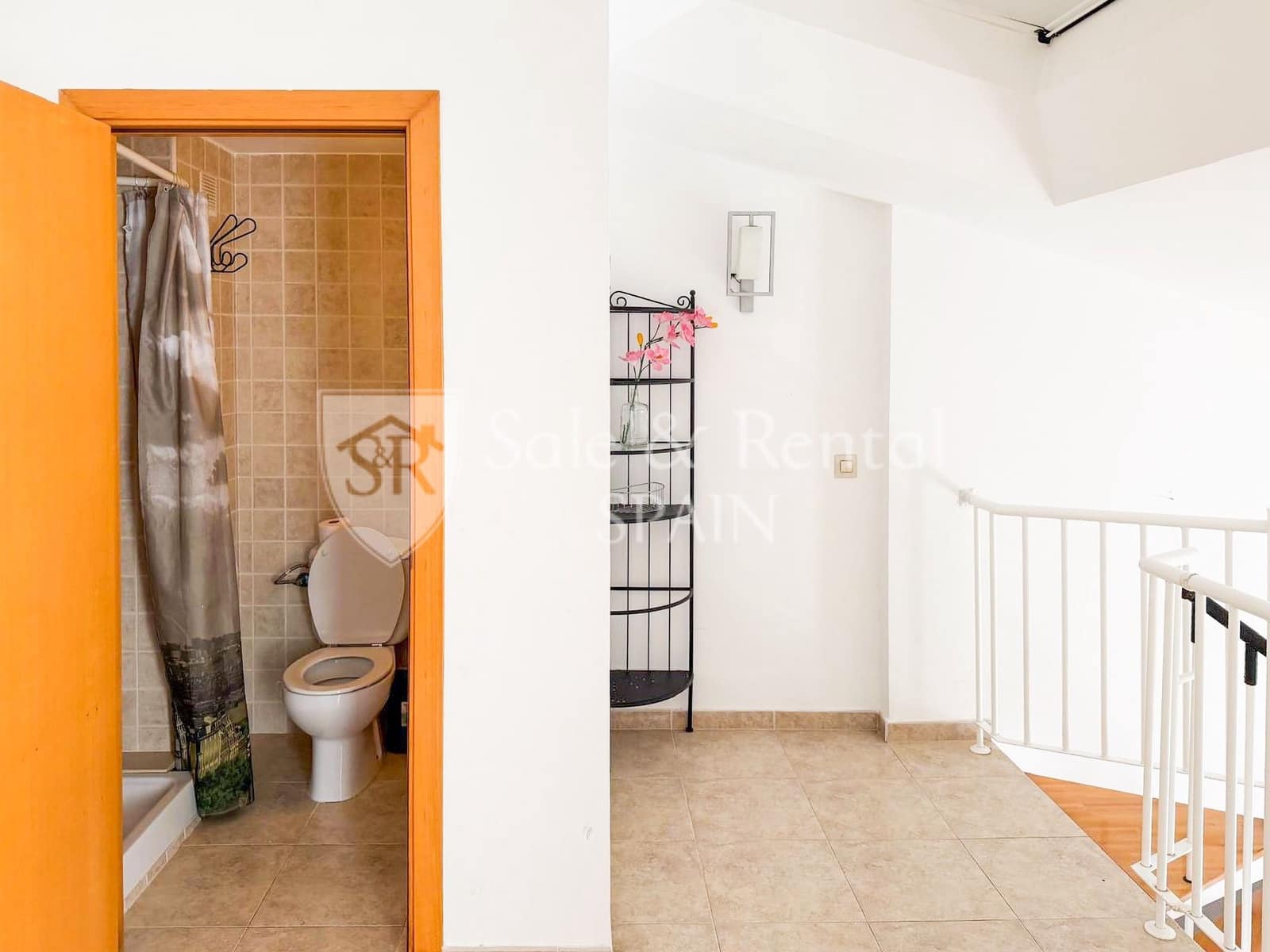 2 bedroom Flat for sale in Lloret de Mar with pool - € 260,000 (Ref: 10176265)