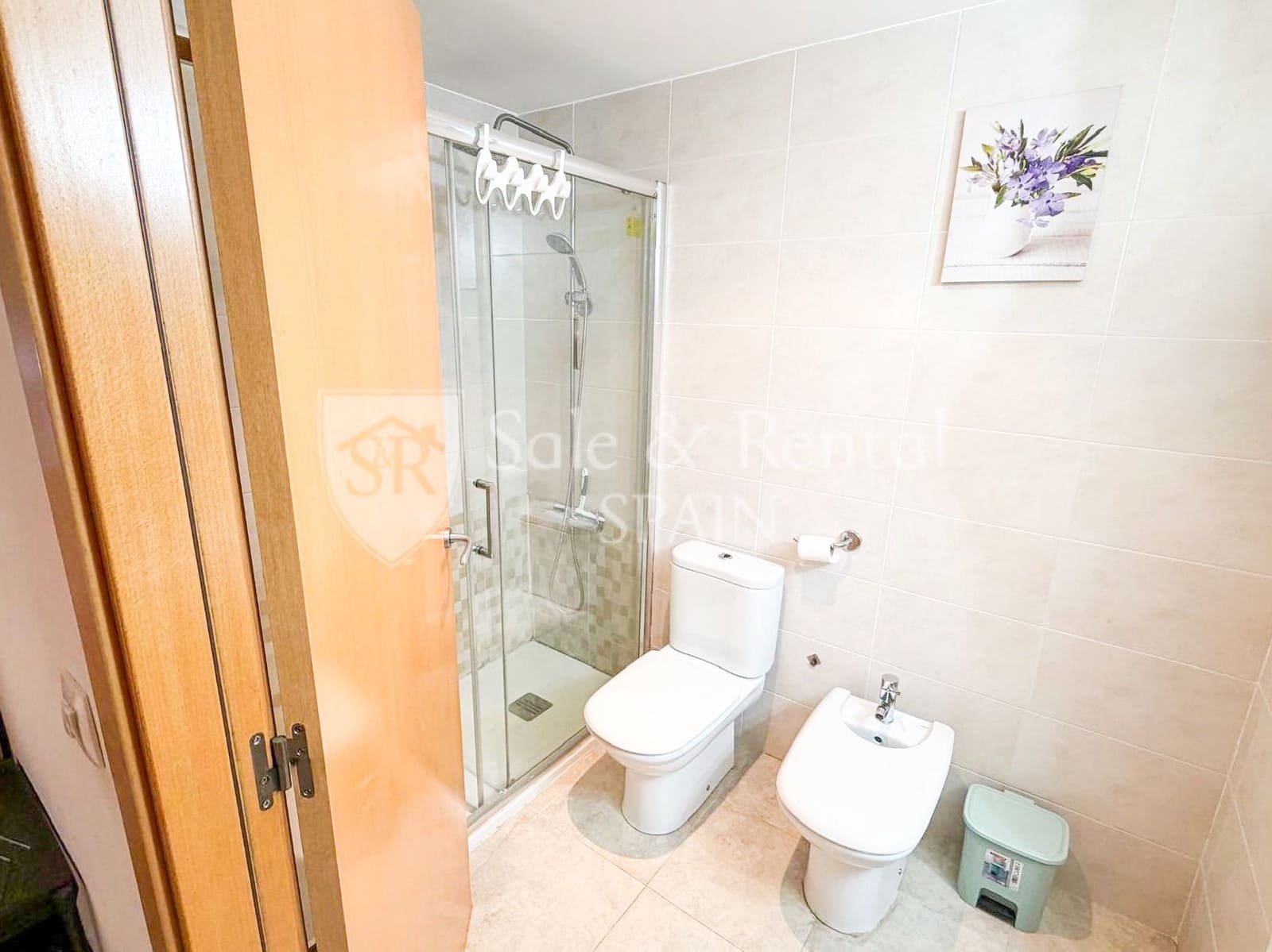 2 bedroom Flat for sale in Lloret de Mar with pool - € 260,000 (Ref: 10176265)
