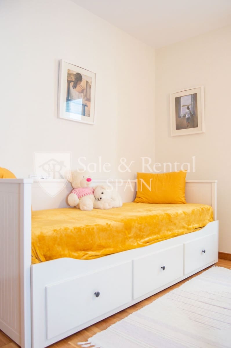 2 bedroom Flat for sale in Tossa de Mar with garage - € 360,000 (Ref: 10182437)