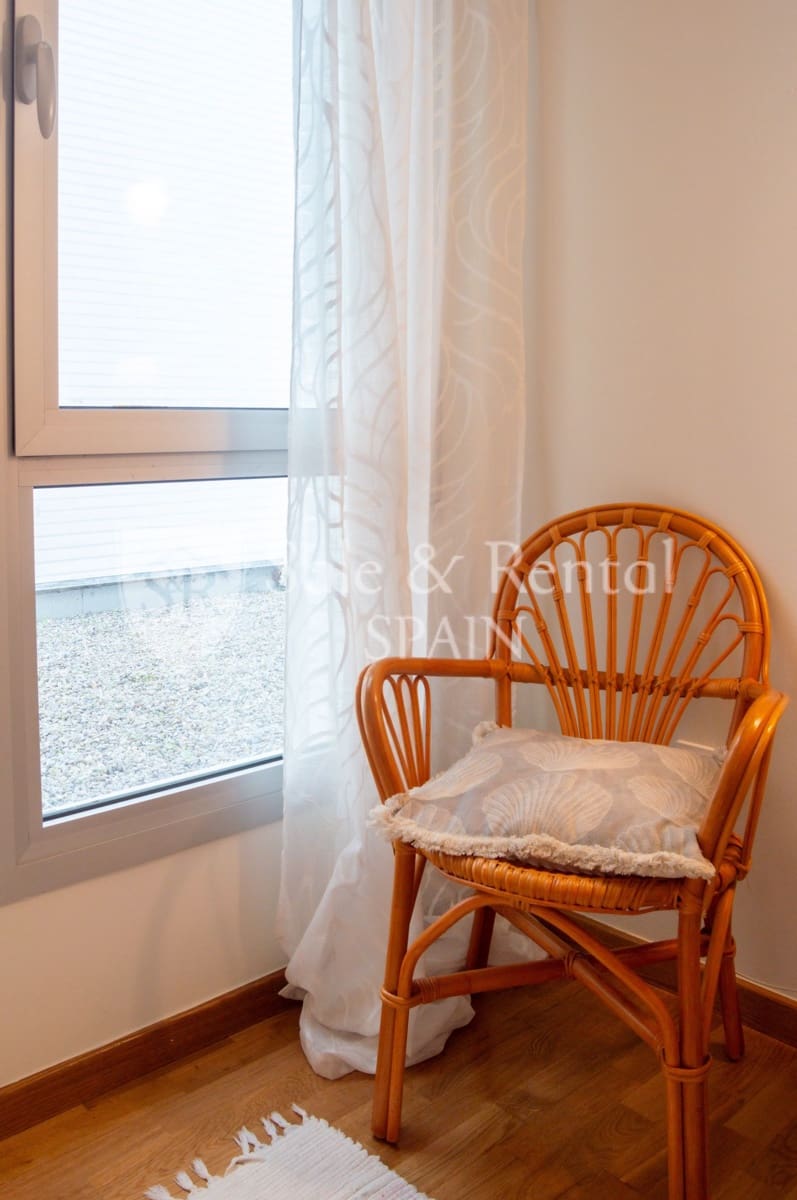 2 bedroom Flat for sale in Tossa de Mar with garage - € 360,000 (Ref: 10182437)