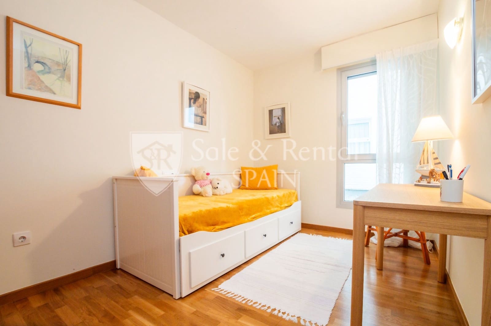 2 bedroom Flat for sale in Tossa de Mar with garage - € 360,000 (Ref: 10182437)