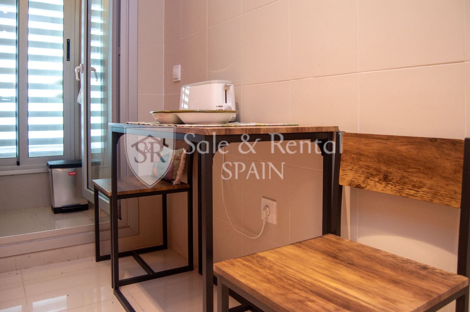2 bedroom Flat for sale in Tossa de Mar with garage - € 360,000 (Ref: 10182437)