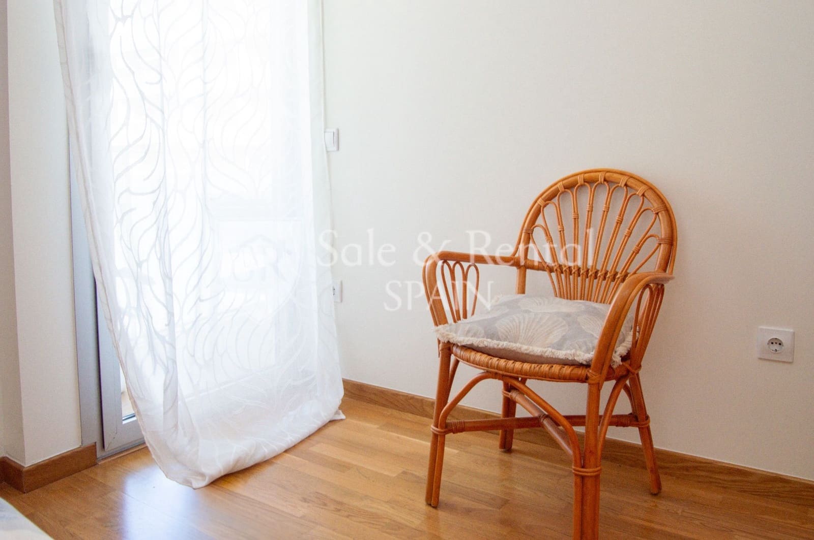 2 bedroom Flat for sale in Tossa de Mar with garage - € 360,000 (Ref: 10182437)