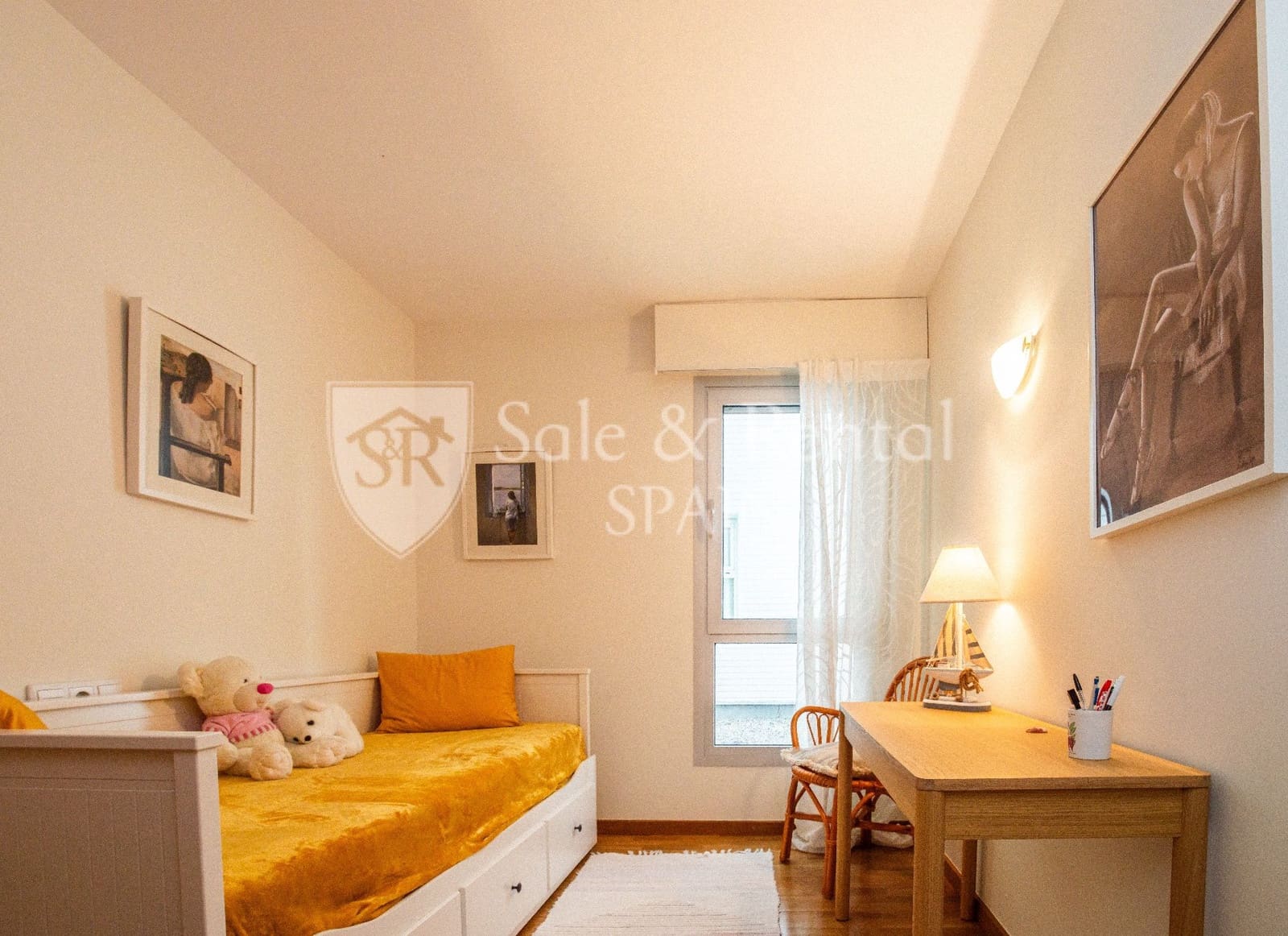 2 bedroom Flat for sale in Tossa de Mar with garage - € 360,000 (Ref: 10182437)