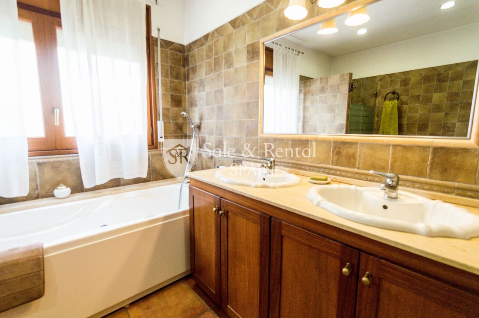 5 soveværelse Villa til salg i Blanes med swimmingpool garage - € 700.000 (Ref: 6017794)