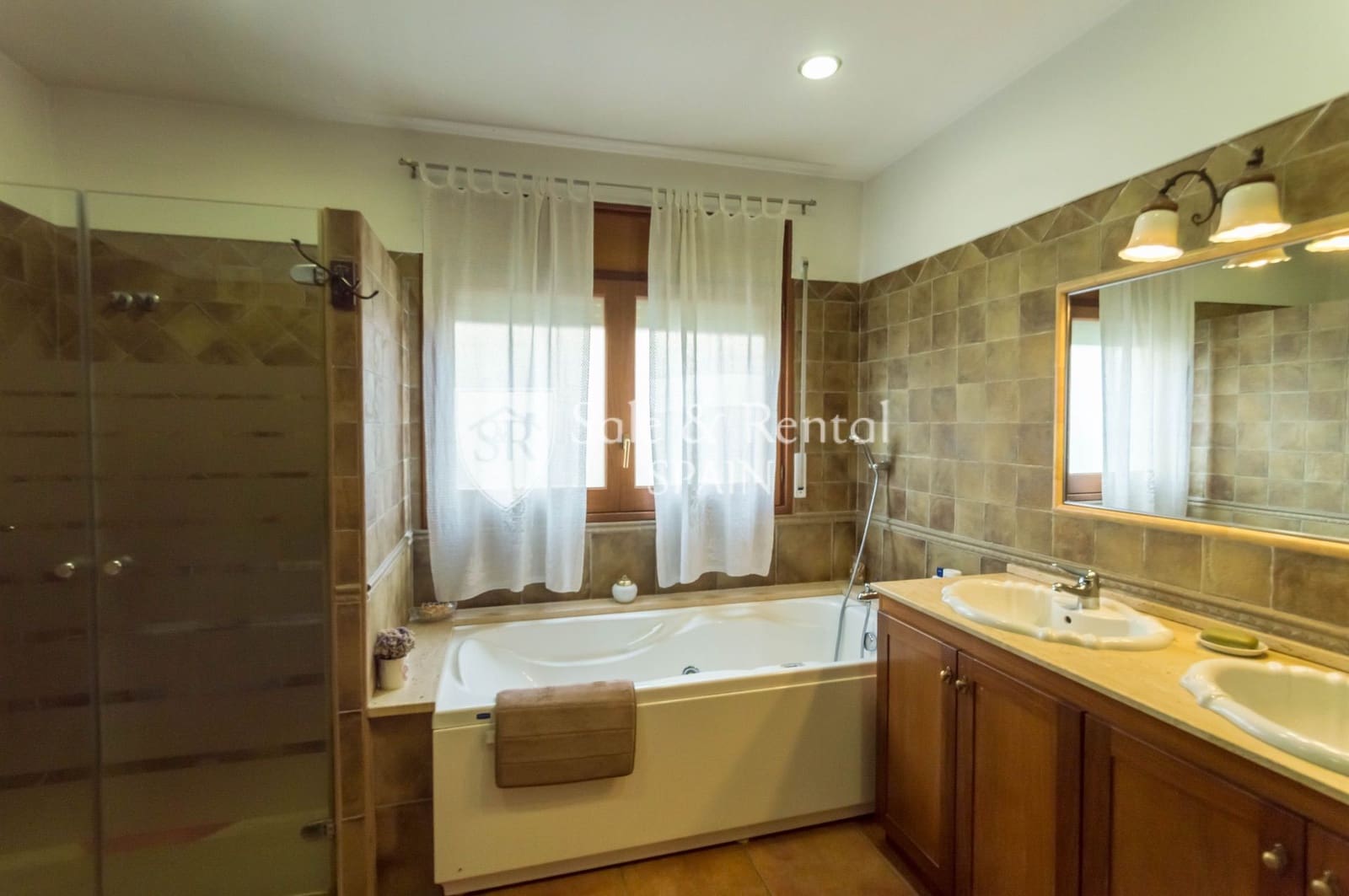 5 soveværelse Villa til salg i Blanes med swimmingpool garage - € 700.000 (Ref: 6017794)