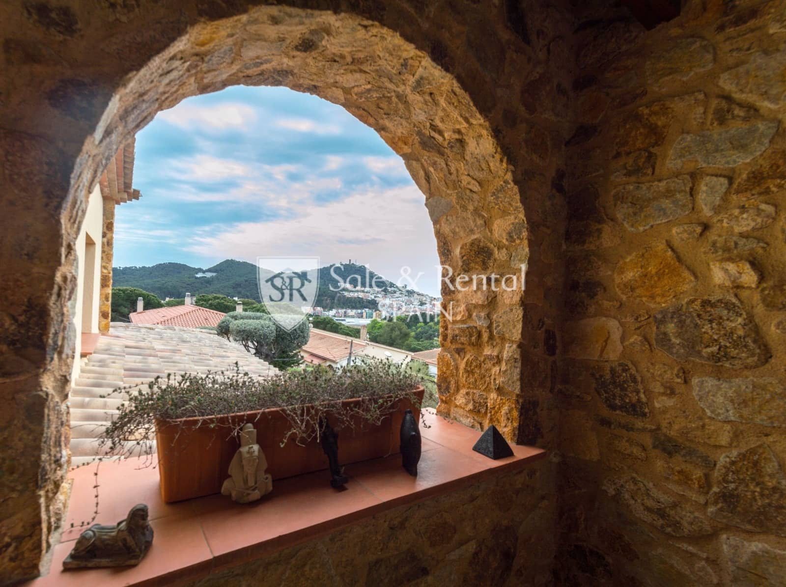 5 soveværelse Villa til salg i Blanes med swimmingpool garage - € 700.000 (Ref: 6017794)