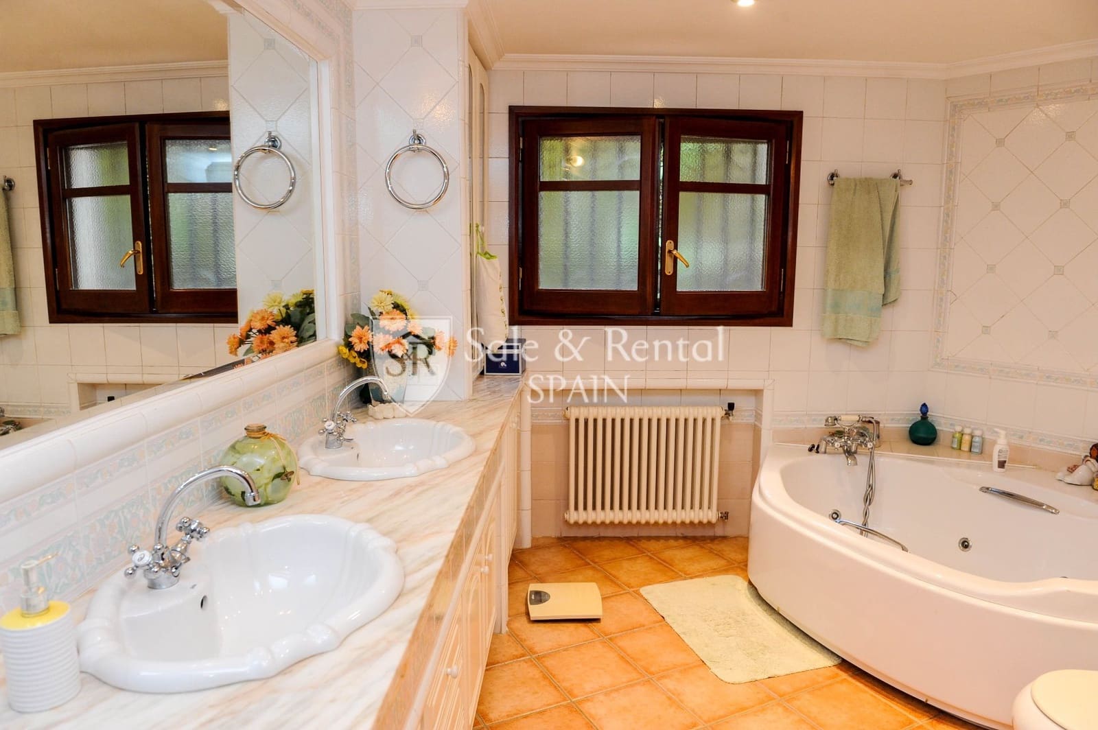 4 soveværelse Villa til salg i Blanes med swimmingpool garage - € 800.000 (Ref: 6019586)