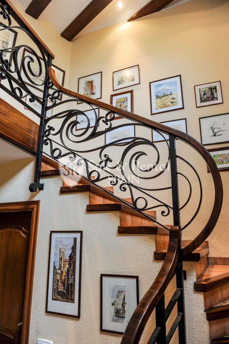 4 soveværelse Villa til salg i Blanes med swimmingpool garage - € 800.000 (Ref: 6019586)