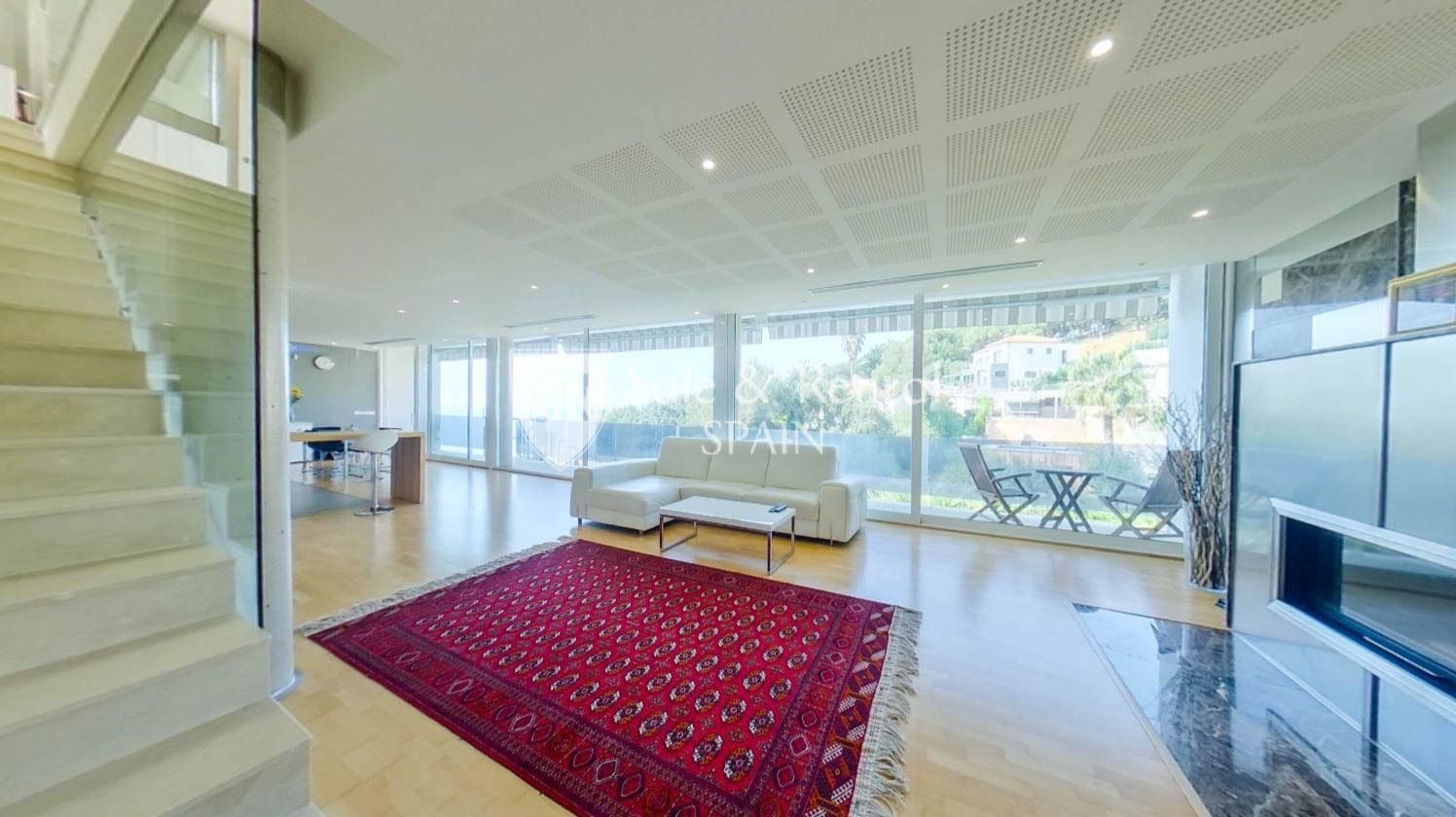 4 sypialnia Willa na sprzedaż w Lloret de Mar z basenem garażem - 875 000 € (Ref: 6060333)