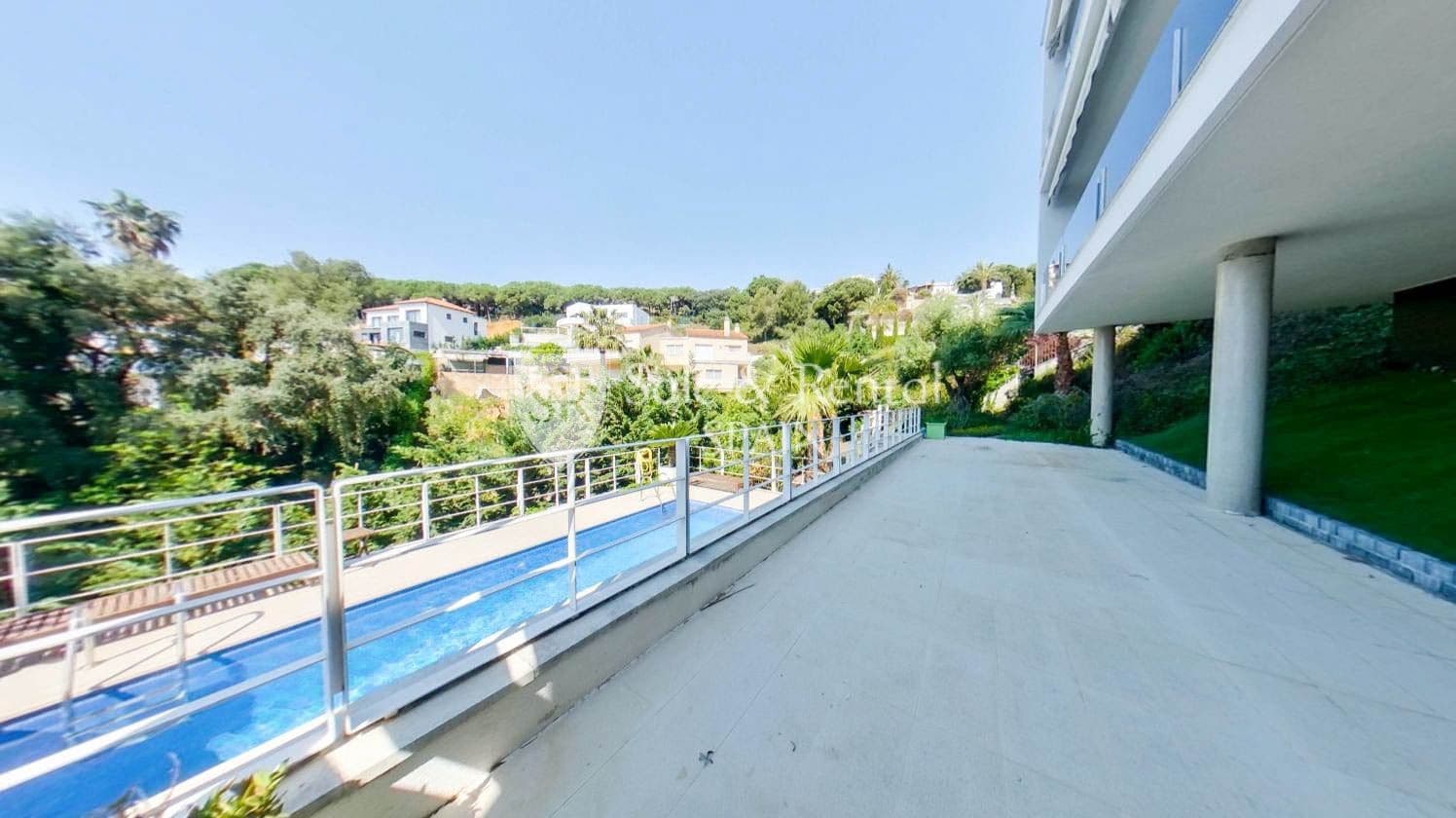 4 sypialnia Willa na sprzedaż w Lloret de Mar z basenem garażem - 875 000 € (Ref: 6060333)
