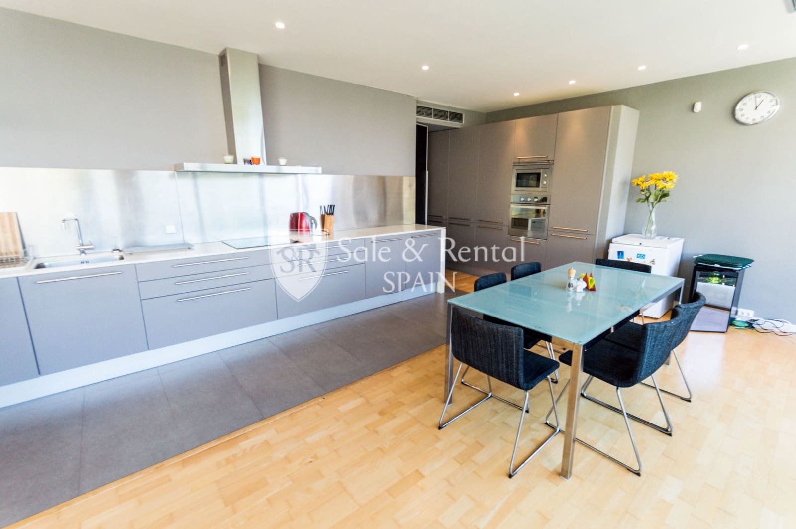 4 sypialnia Willa na sprzedaż w Lloret de Mar z basenem garażem - 875 000 € (Ref: 6060333)