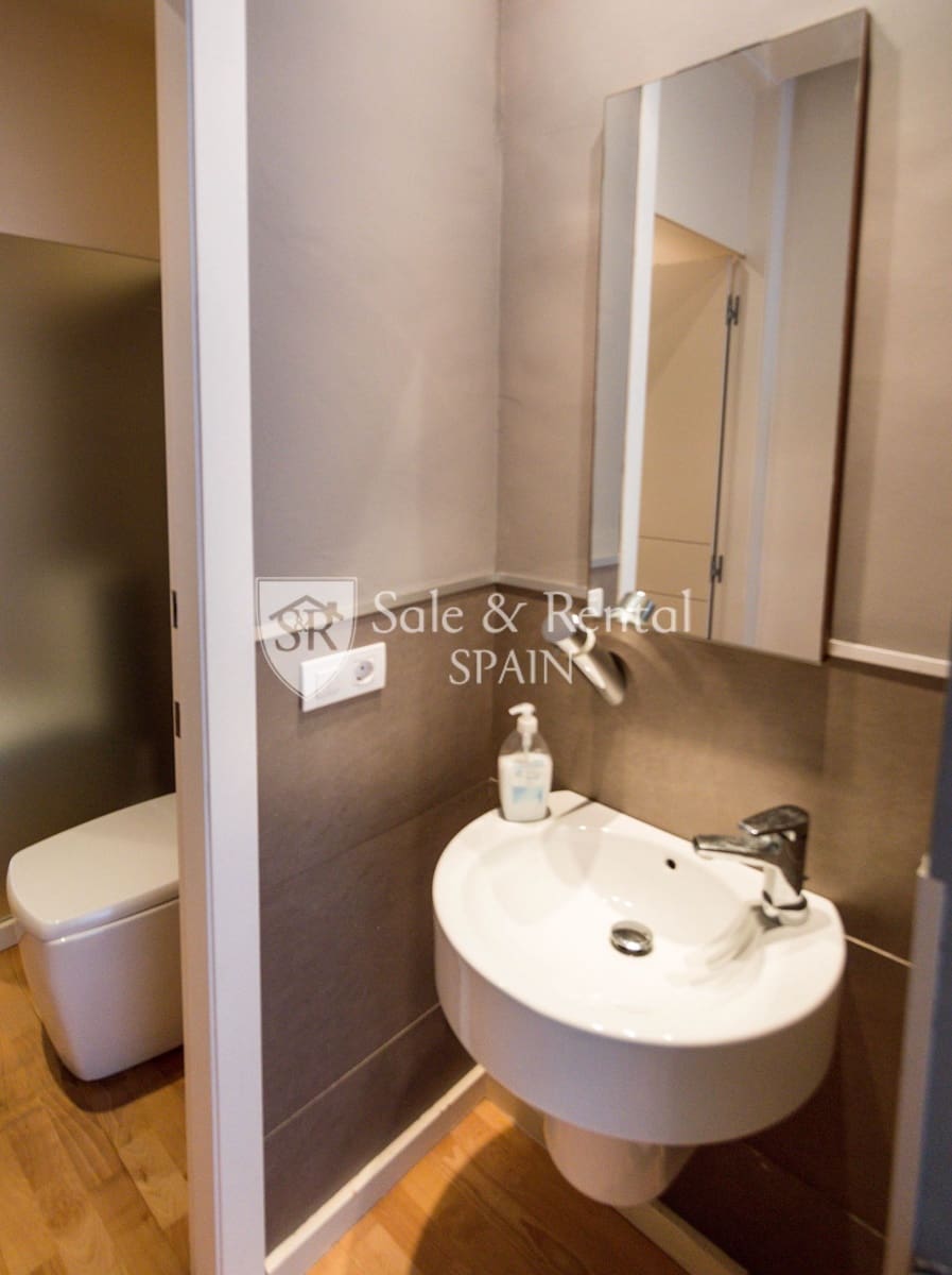 4 sypialnia Willa na sprzedaż w Lloret de Mar z basenem garażem - 875 000 € (Ref: 6060333)