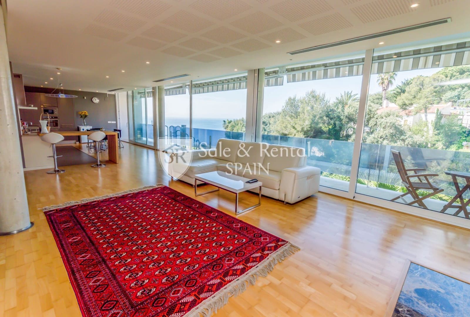 4 sypialnia Willa na sprzedaż w Lloret de Mar z basenem garażem - 875 000 € (Ref: 6060333)