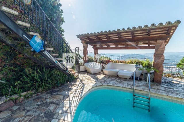 Ubebygd land til salgs i Roca Grossa, Lloret de Mar - € 350 000 (Ref: 6418564)