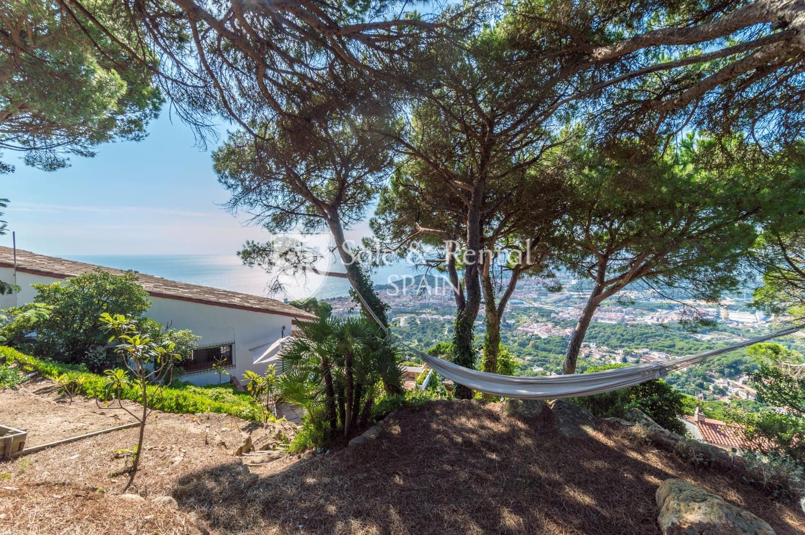 Ubebygd land til salgs i Lloret de Mar - € 350 000 (Ref: 6418564)