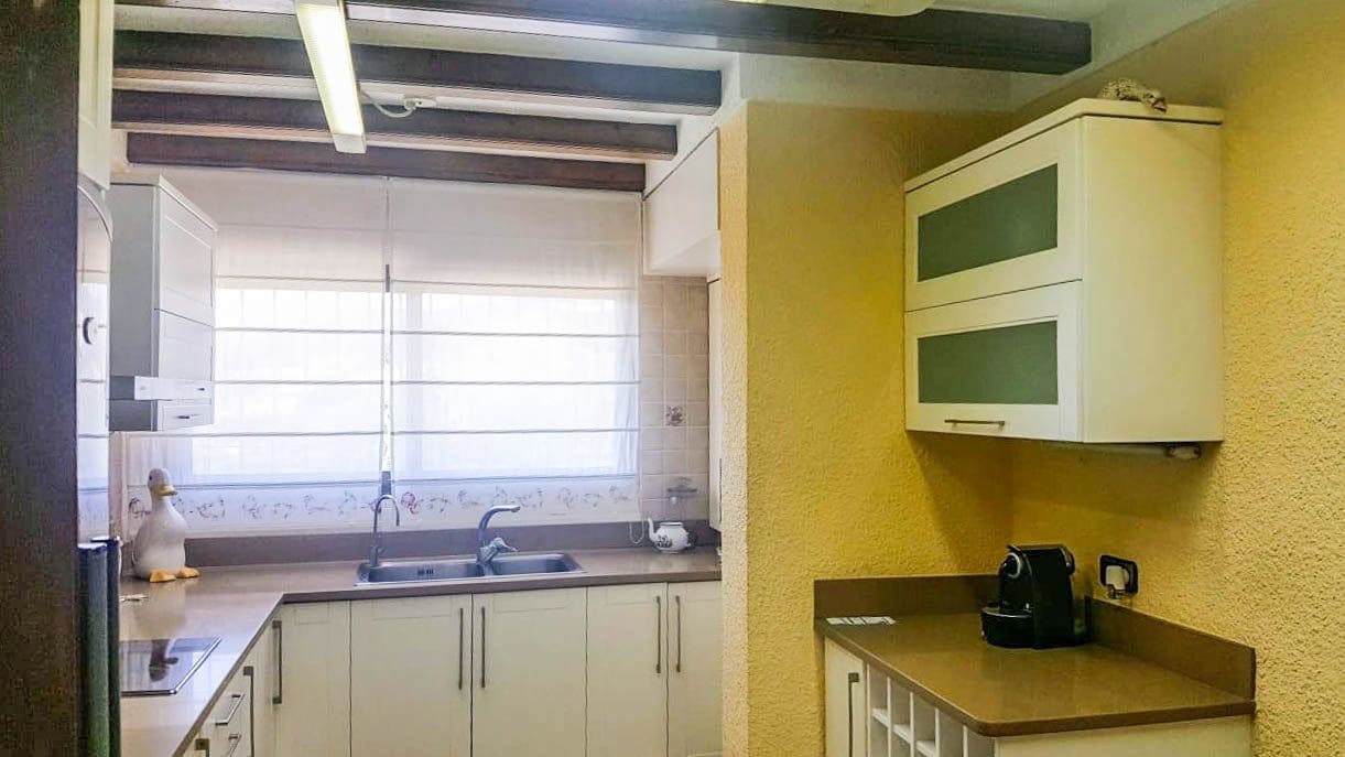 8 slaapkamer Villa te koop in Lloret de Mar met zwembad garage - € 580.000 (Ref: 6837957)