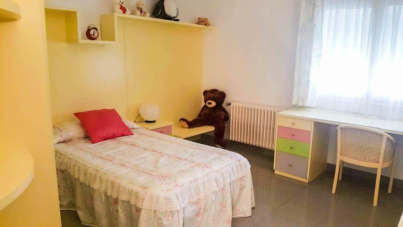 8 slaapkamer Villa te koop in Lloret de Mar met zwembad garage - € 580.000 (Ref: 6837957)