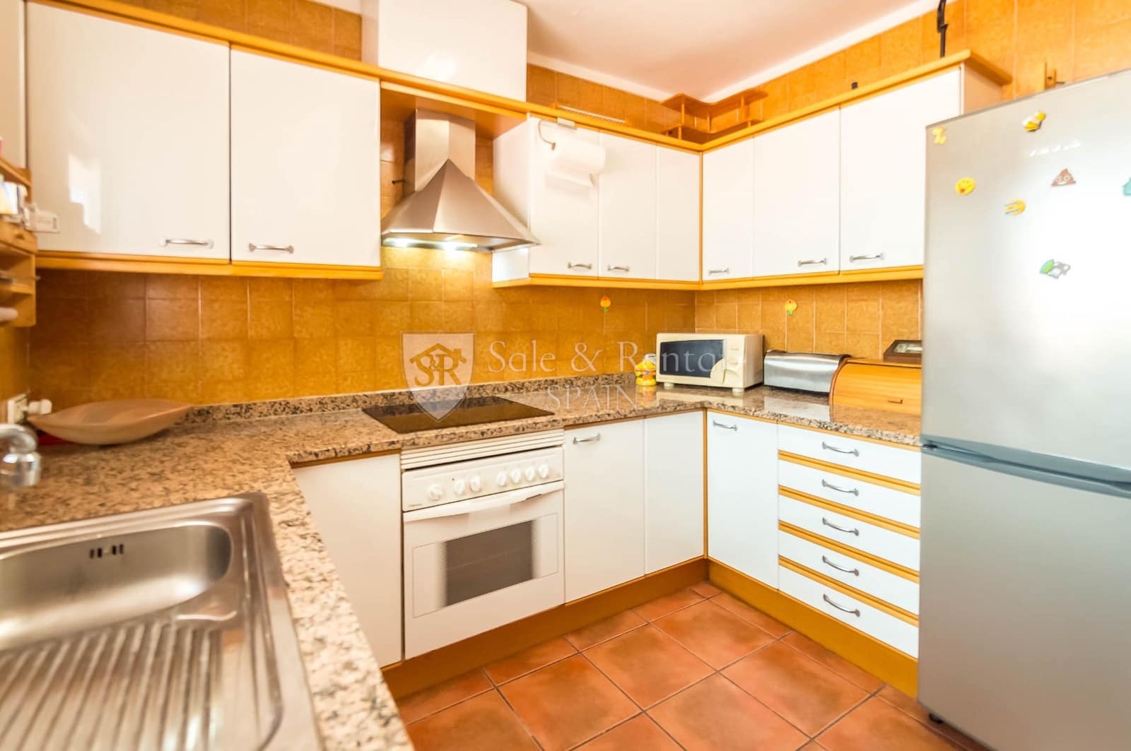 4 soveværelse Villa til salg i Lloret de Mar med swimmingpool garage - € 450.000 (Ref: 7000798)