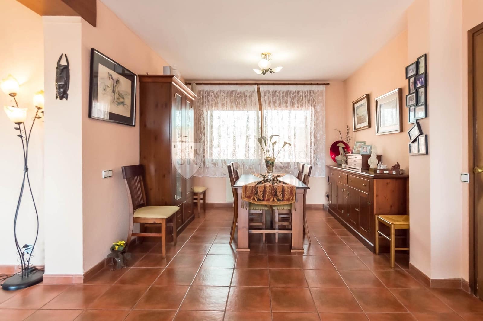 4 soveværelse Villa til salg i Lloret de Mar med swimmingpool garage - € 450.000 (Ref: 7000798)