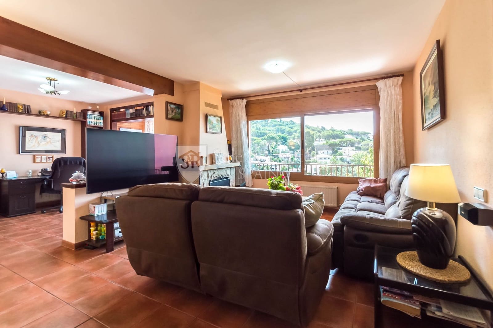 4 soveværelse Villa til salg i Lloret de Mar med swimmingpool garage - € 450.000 (Ref: 7000798)