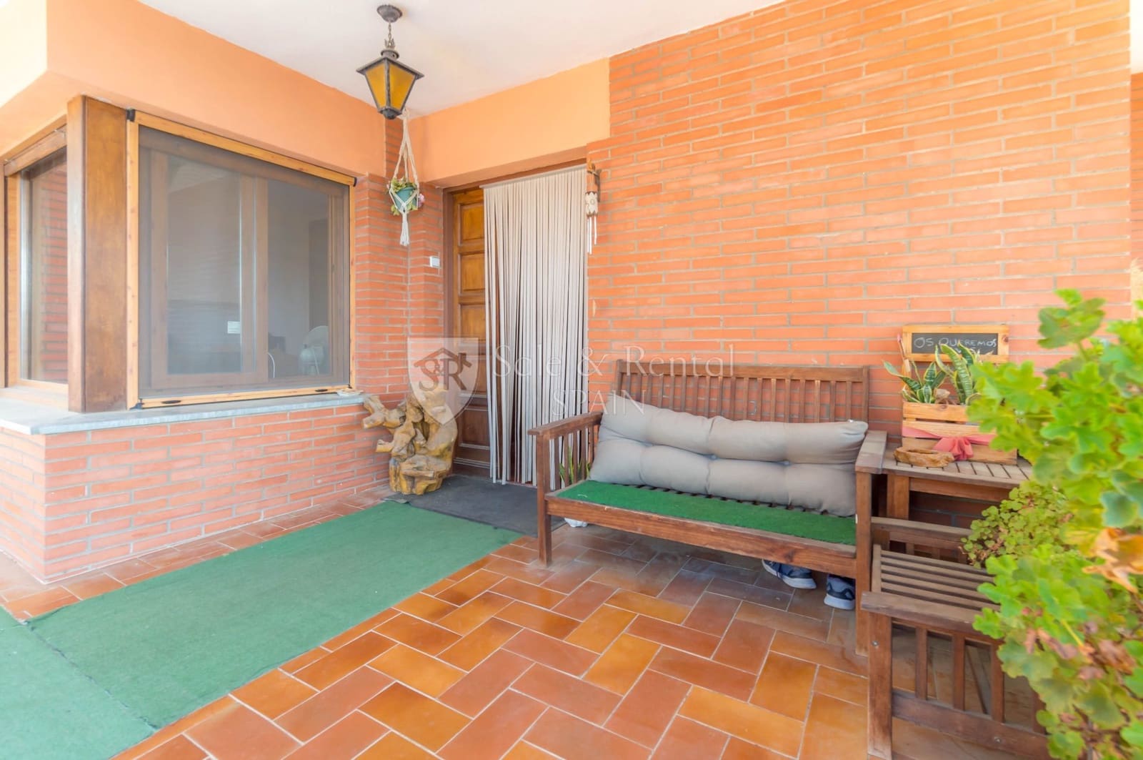 4 soveværelse Villa til salg i Lloret de Mar med swimmingpool garage - € 450.000 (Ref: 7000798)