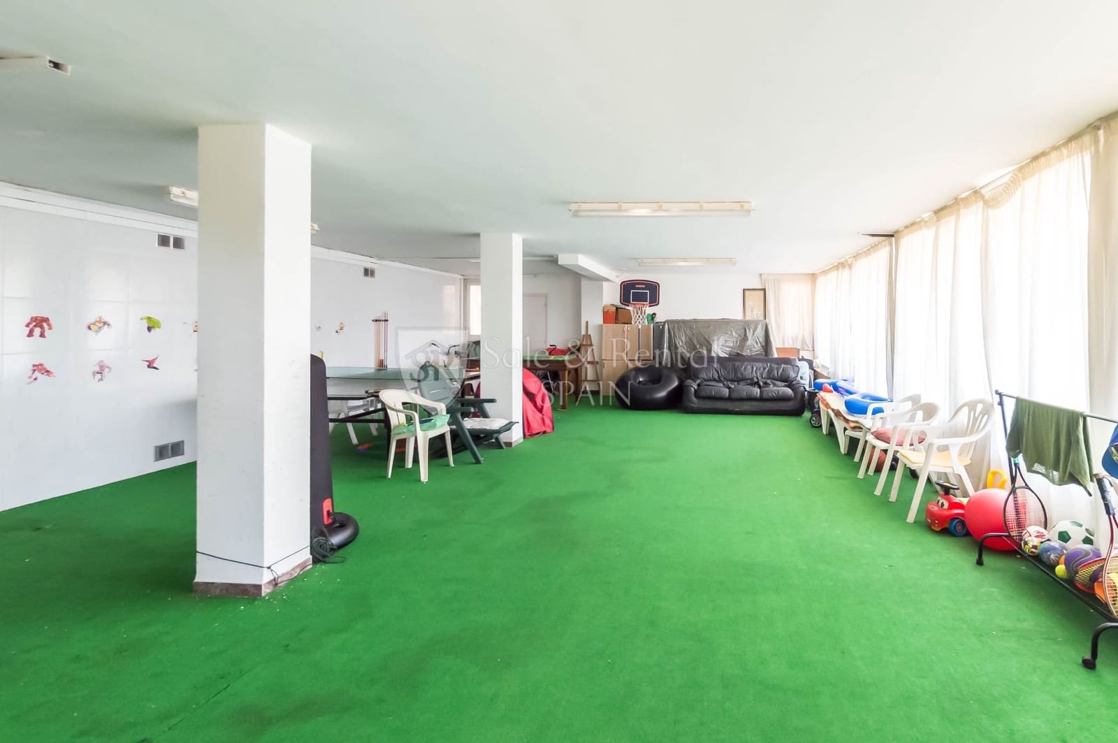 4 soveværelse Villa til salg i Lloret de Mar med swimmingpool garage - € 450.000 (Ref: 7000798)