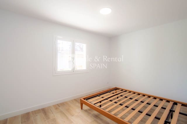 Piso de 3 habitaciones en Canyelles, Lloret de Mar en venta - 195.000 € (Ref: 7140699)