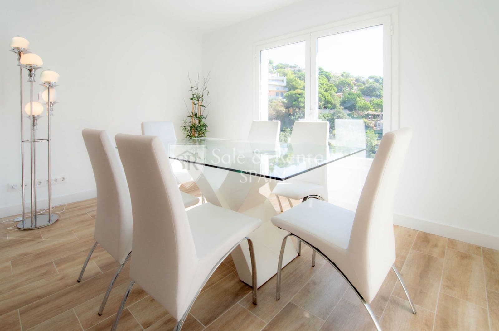 3 bedroom Flat for sale in Lloret de Mar - € 195,000 (Ref: 7140699)