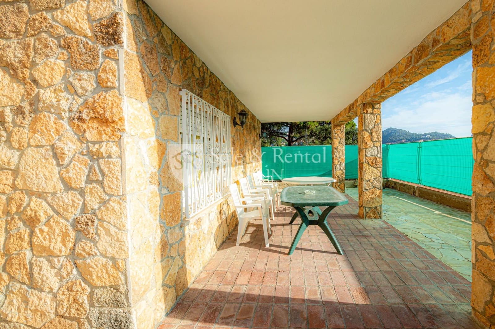 7 soveværelse Villa til salg i Lloret de Mar med swimmingpool garage - € 490.000 (Ref: 7149431)