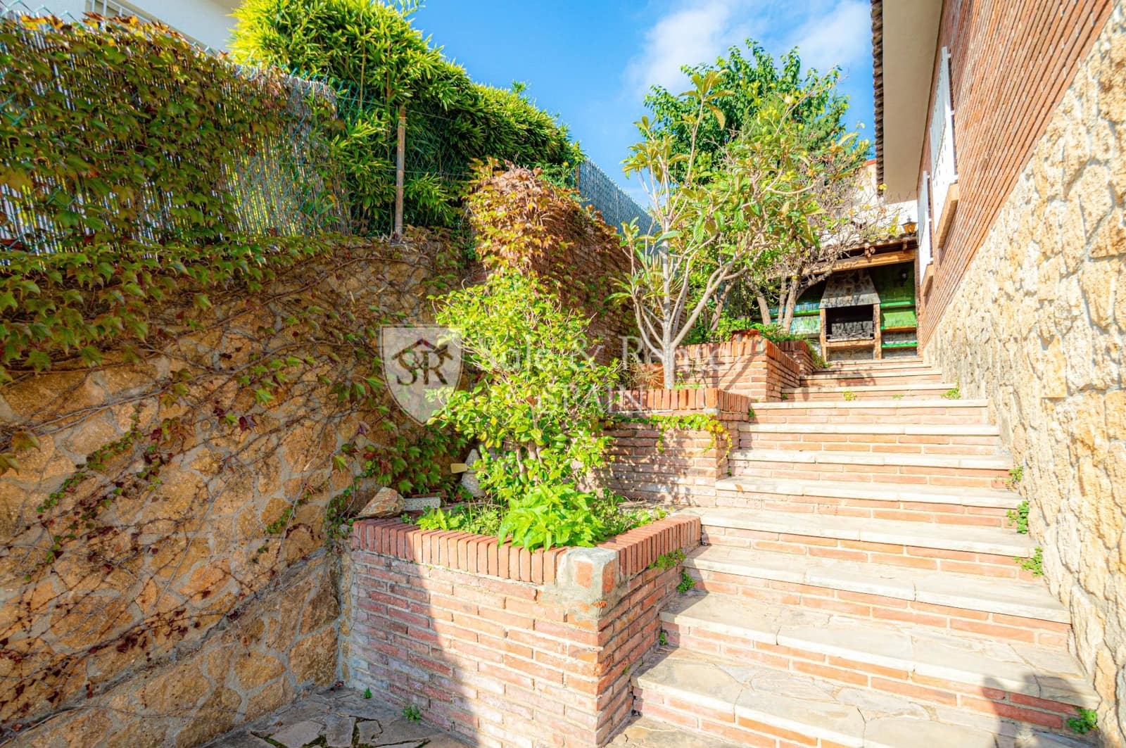 7 soveværelse Villa til salg i Lloret de Mar med swimmingpool garage - € 490.000 (Ref: 7149431)